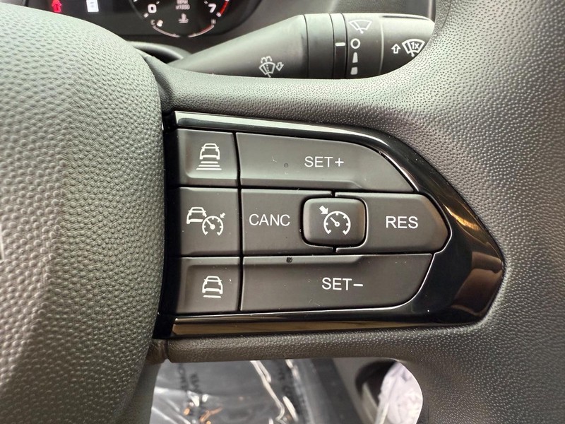 Ram ProMaster Cargo Van Vehicle Full-screen Gallery Image 22