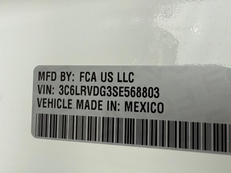 Ram ProMaster Cargo Van Vehicle Full-screen Gallery Image 31