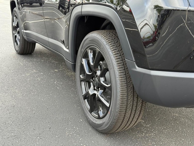 Jeep Compass Vehicle Full-screen Gallery Image 6