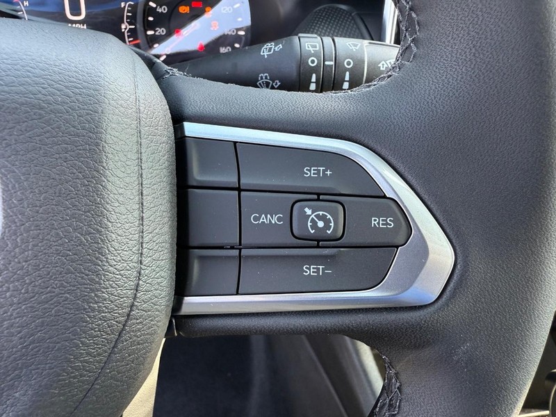 Jeep Compass Vehicle Full-screen Gallery Image 20