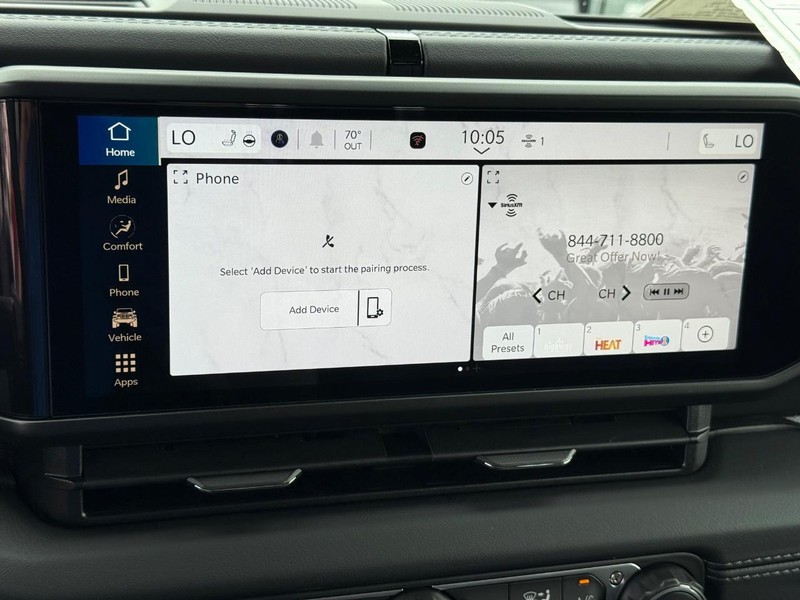 Jeep Gladiator Vehicle Full-screen Gallery Image 24