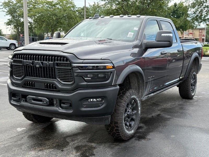 Ram 2500 Vehicle Full-screen Gallery Image 9