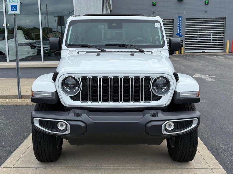 Jeep Wrangler Vehicle Full-screen Gallery Image 10