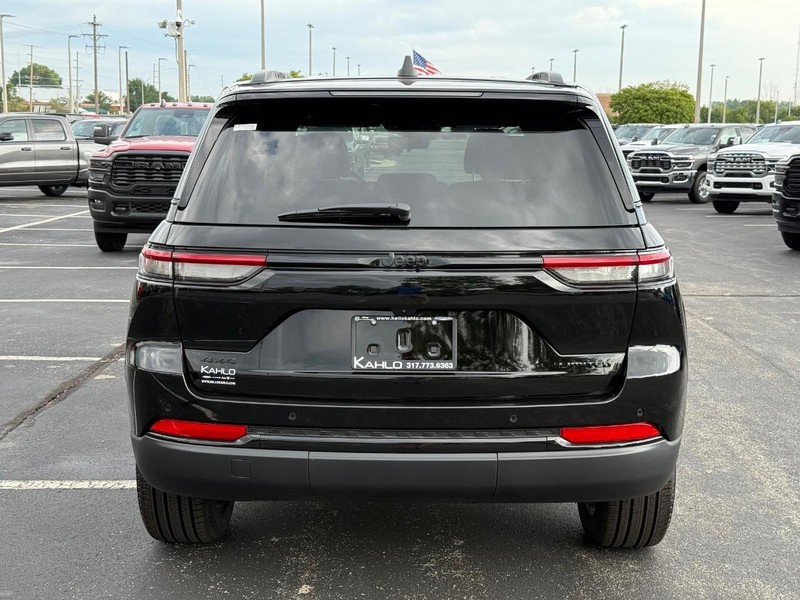 Jeep Grand Cherokee Vehicle Full-screen Gallery Image 4