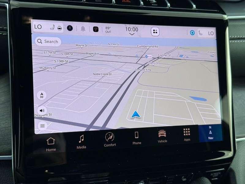 Jeep Grand Cherokee Vehicle Full-screen Gallery Image 26