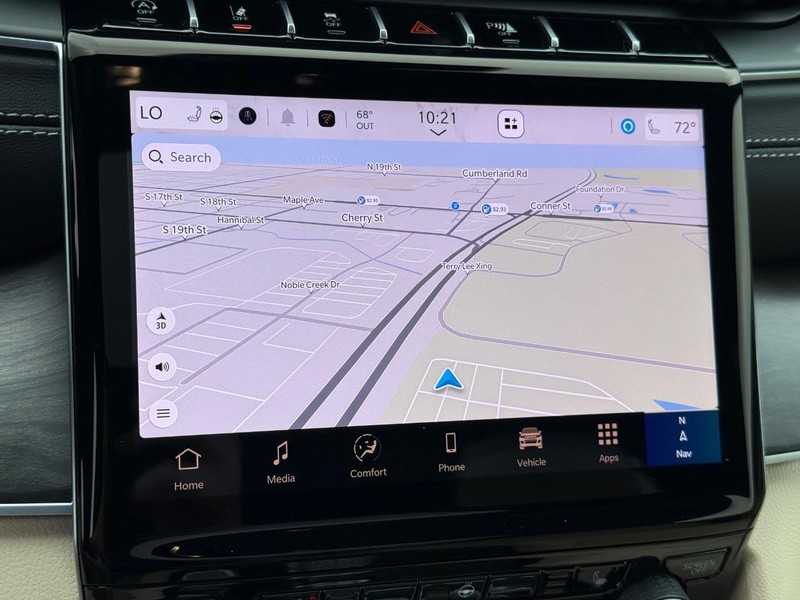 Jeep Grand Cherokee L Vehicle Full-screen Gallery Image 27