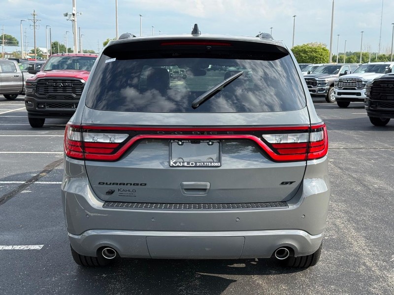 Dodge Durango Vehicle Full-screen Gallery Image 4
