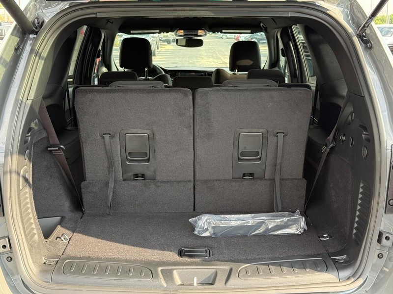 Dodge Durango Vehicle Full-screen Gallery Image 7