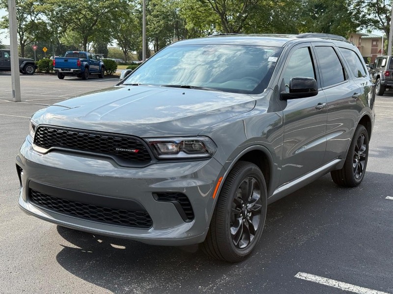 Dodge Durango Vehicle Full-screen Gallery Image 9