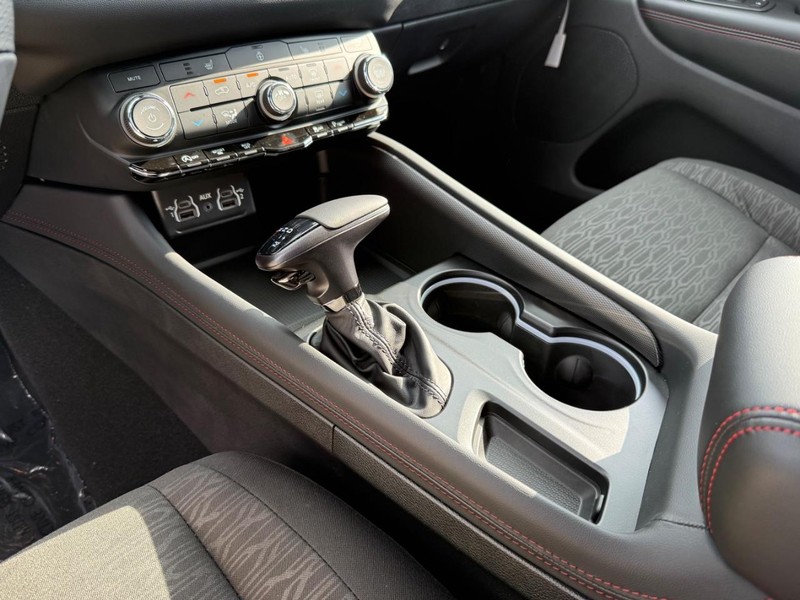 Dodge Durango Vehicle Full-screen Gallery Image 28