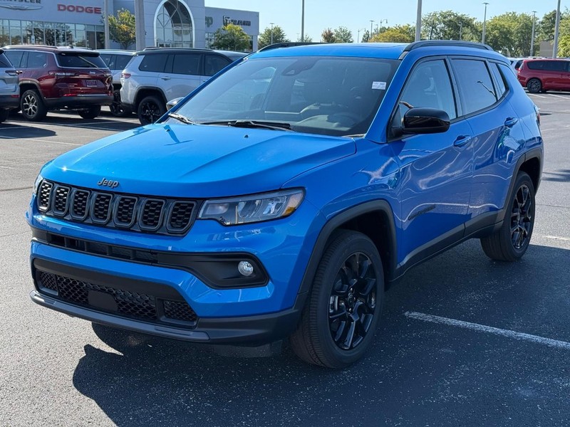 Jeep Compass Vehicle Full-screen Gallery Image 9