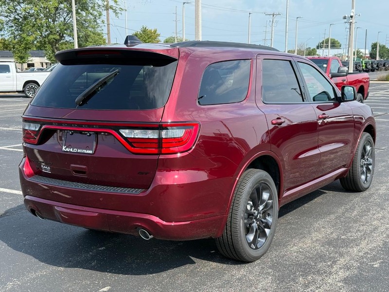 Dodge Durango Vehicle Full-screen Gallery Image 3