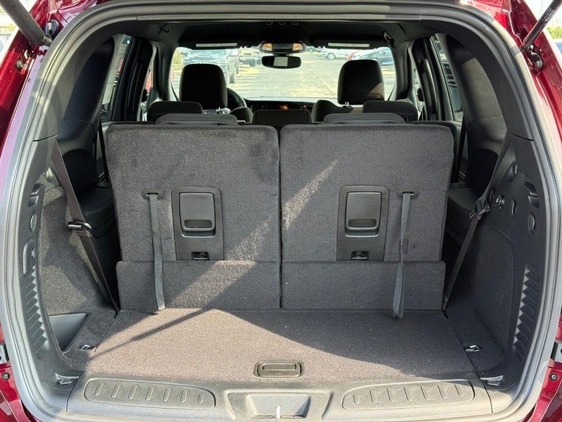Dodge Durango Vehicle Full-screen Gallery Image 7