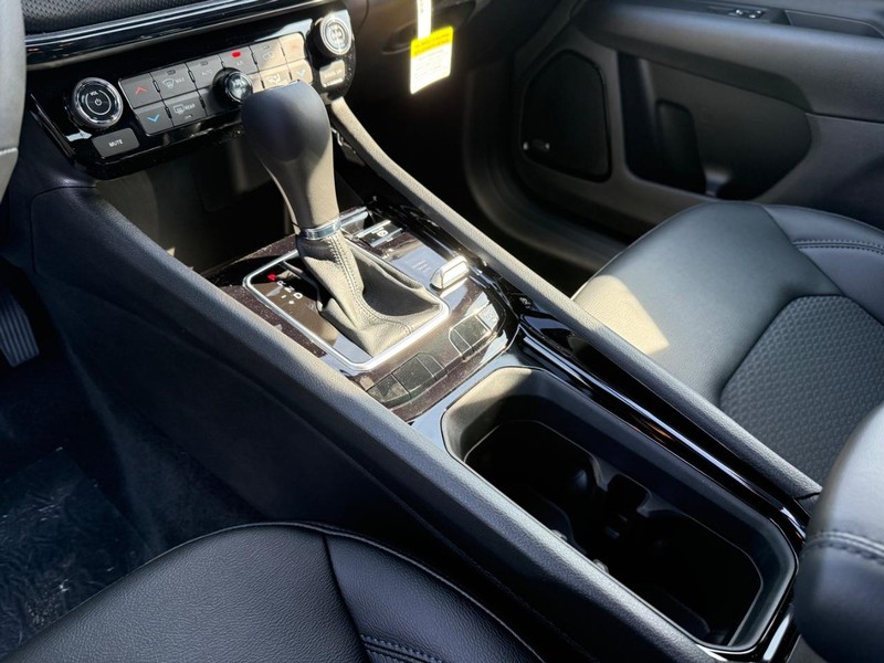 Jeep Compass Vehicle Full-screen Gallery Image 27