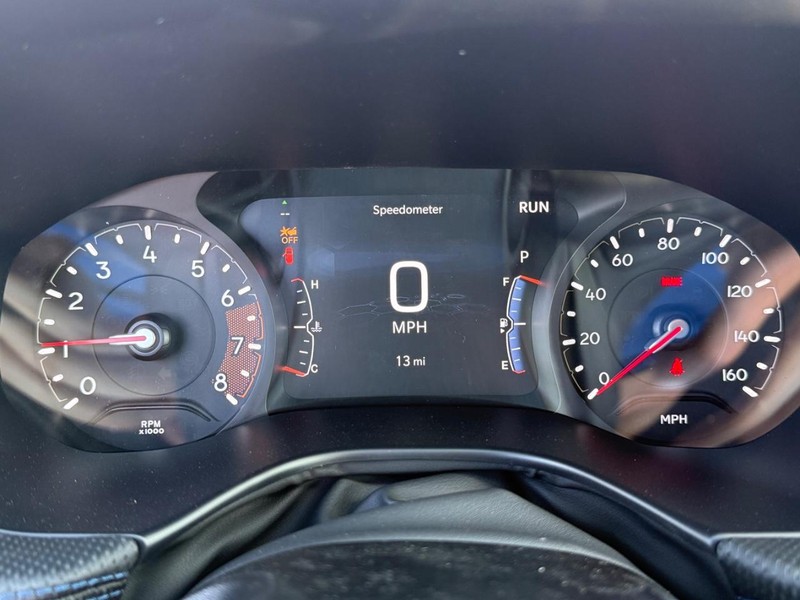 Jeep Compass Vehicle Full-screen Gallery Image 30