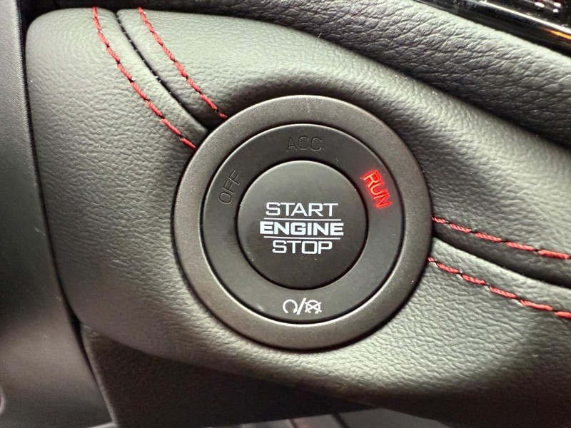 Dodge Durango Vehicle Full-screen Gallery Image 23