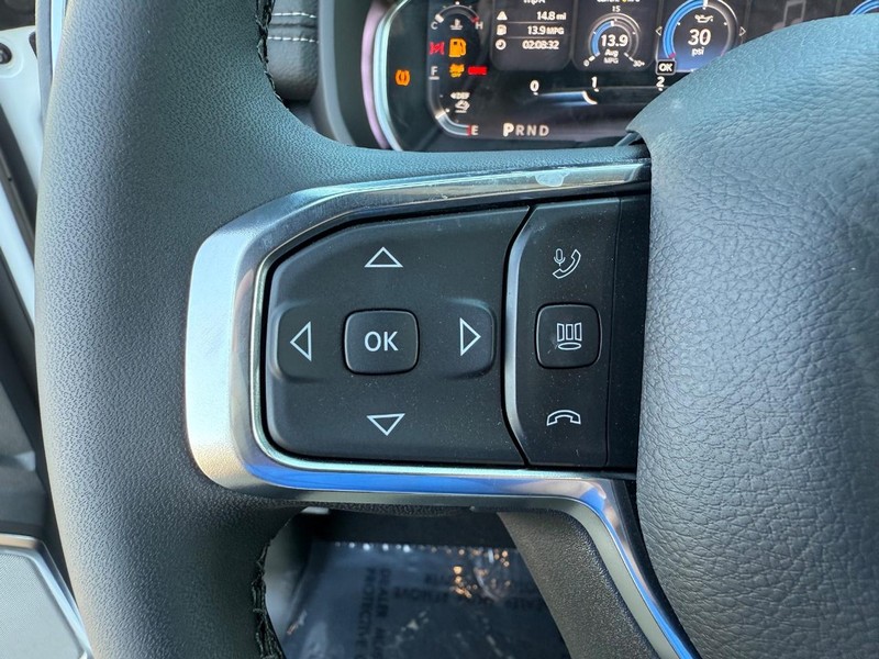 Ram 2500 Vehicle Full-screen Gallery Image 20