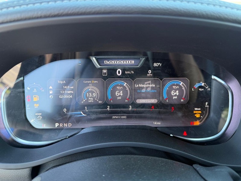 Ram 2500 Vehicle Full-screen Gallery Image 28