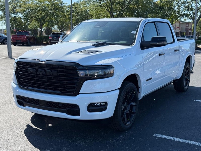 Ram 1500 Vehicle Full-screen Gallery Image 8