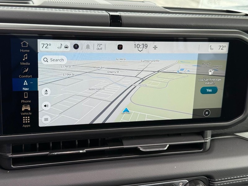 Jeep Wrangler Vehicle Full-screen Gallery Image 24