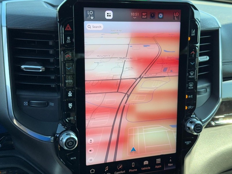 Ram 1500 Vehicle Full-screen Gallery Image 23