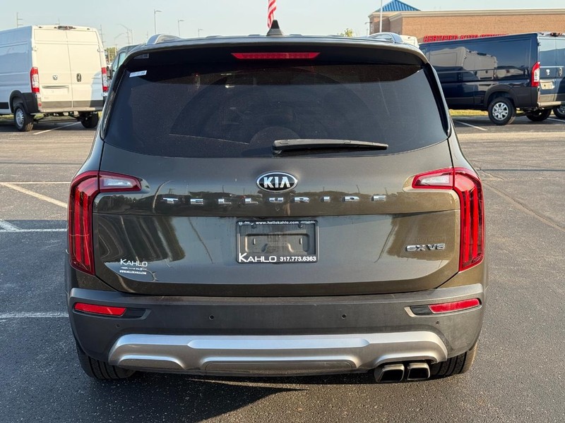 Kia Telluride Vehicle Full-screen Gallery Image 4