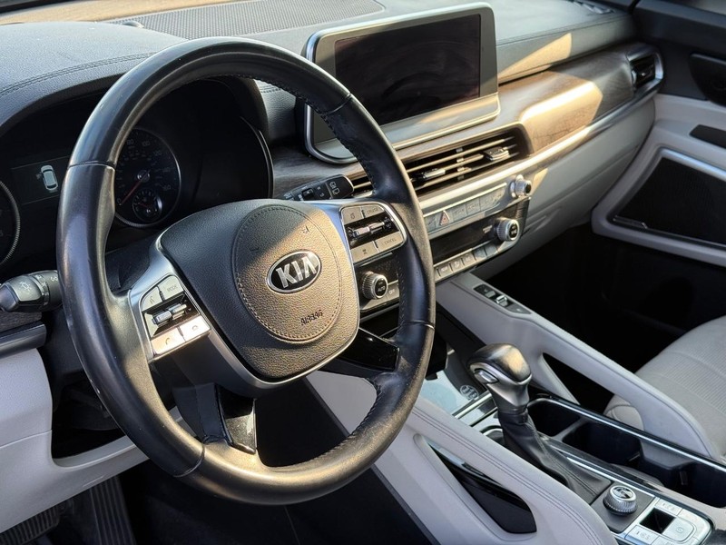 Kia Telluride Vehicle Full-screen Gallery Image 21