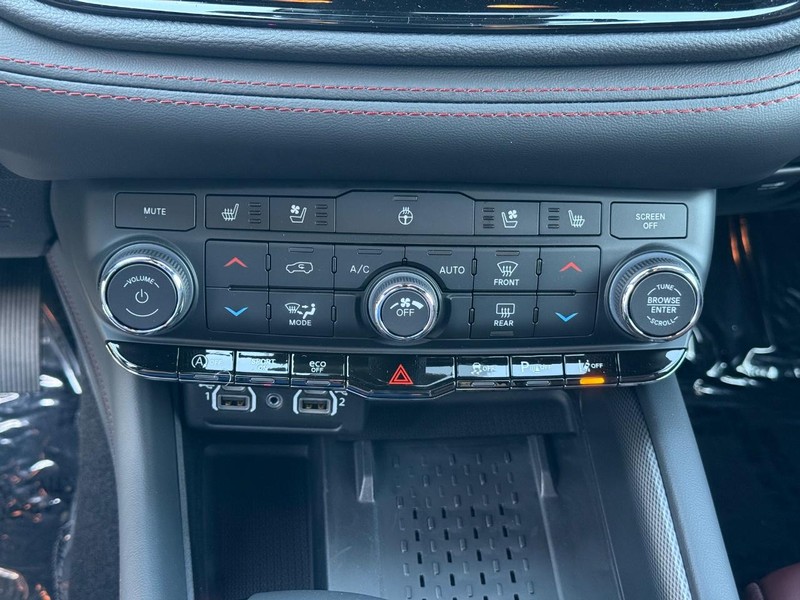 Dodge Durango Vehicle Full-screen Gallery Image 29