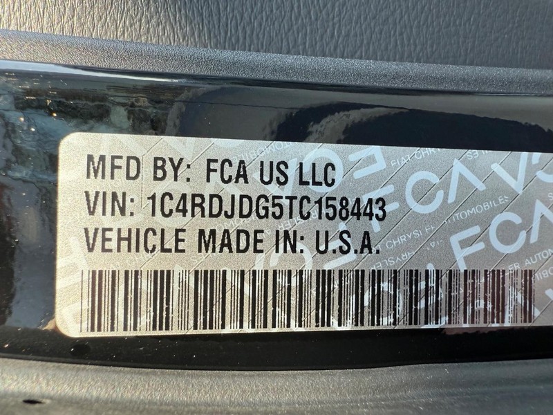 Dodge Durango Vehicle Full-screen Gallery Image 36