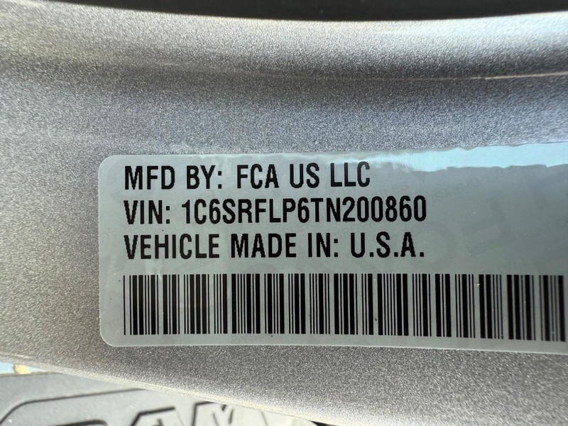 Ram 1500 Vehicle Full-screen Gallery Image 30