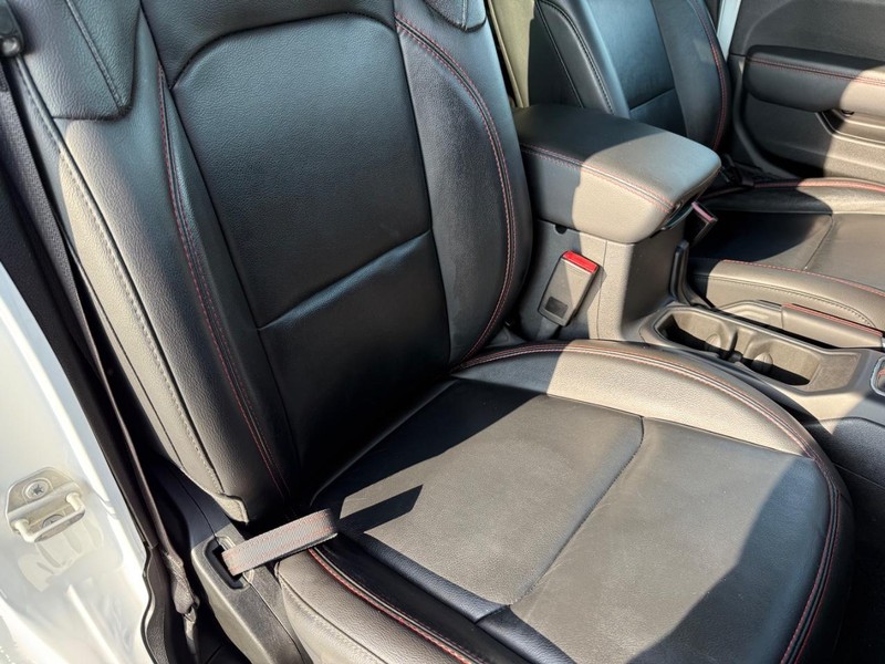 Jeep Gladiator Vehicle Full-screen Gallery Image 15