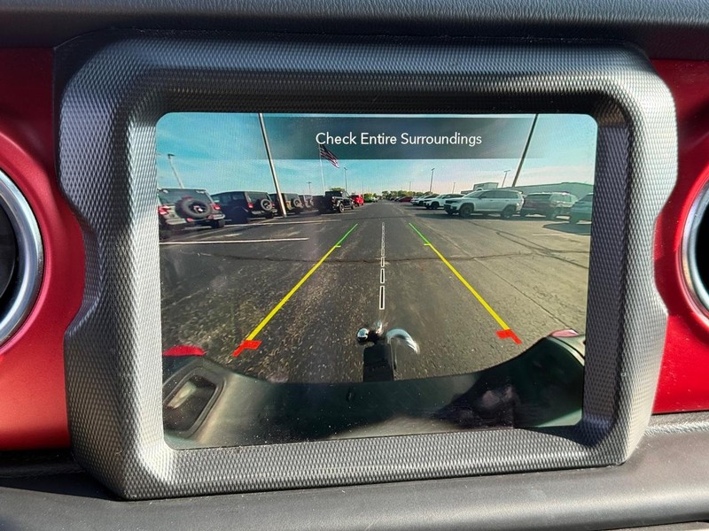 Jeep Gladiator Vehicle Full-screen Gallery Image 22