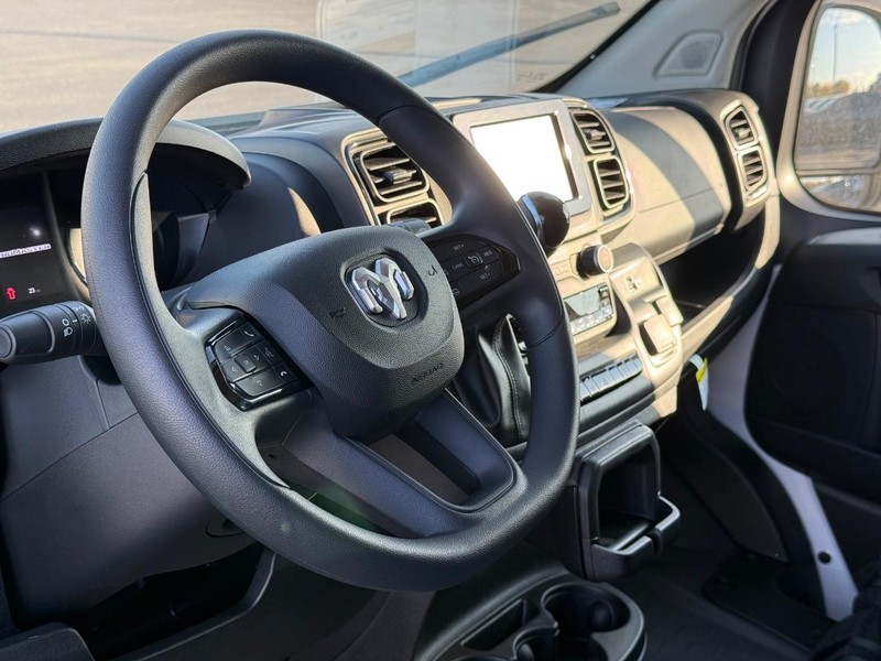 Ram ProMaster Cargo Van Vehicle Full-screen Gallery Image 20