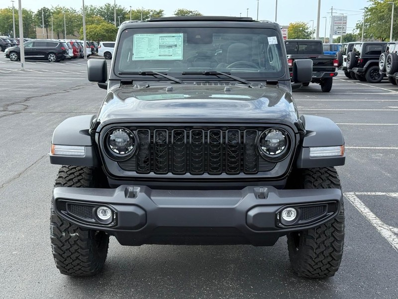 Jeep Wrangler Vehicle Full-screen Gallery Image 10