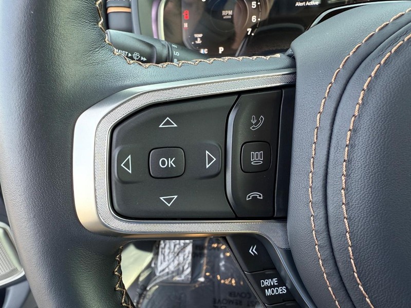 Ram 1500 Vehicle Full-screen Gallery Image 20