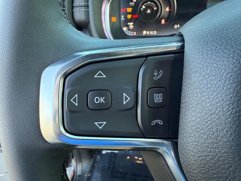 Ram 2500 Vehicle Full-screen Gallery Image 20