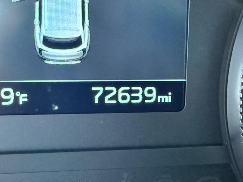 Kia Telluride Vehicle Full-screen Gallery Image 32