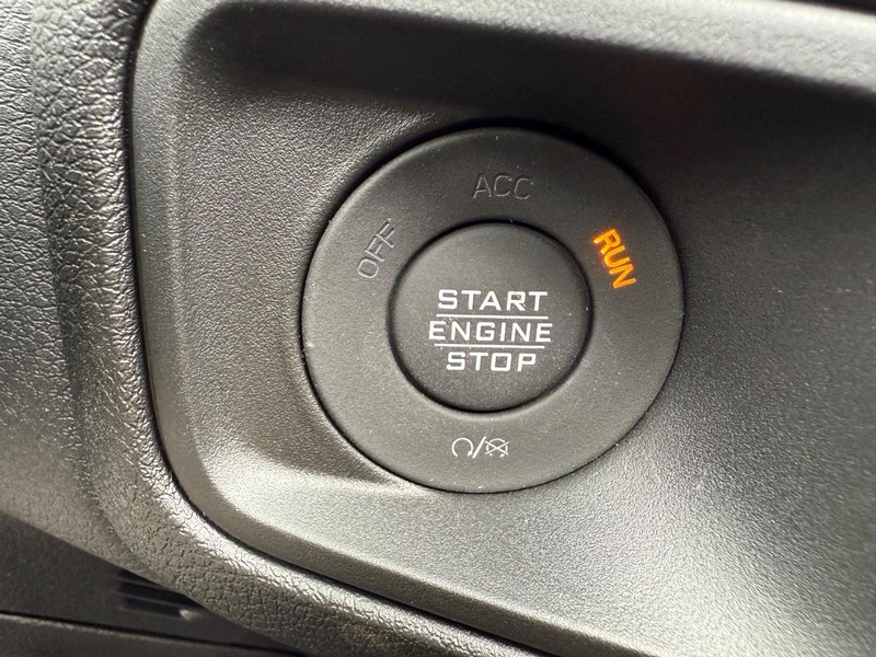 Jeep Wrangler Vehicle Full-screen Gallery Image 22