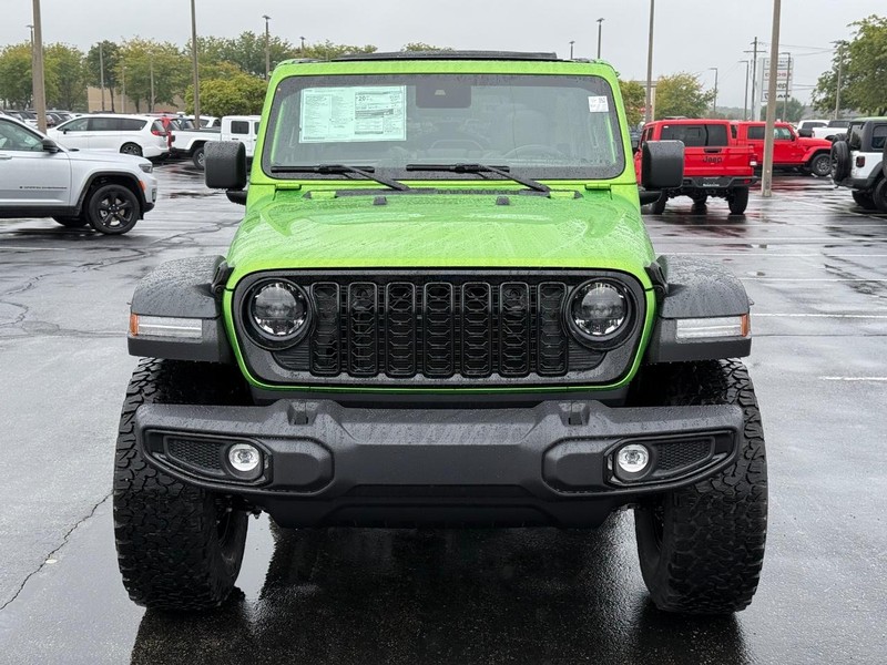 Jeep Wrangler Vehicle Full-screen Gallery Image 10