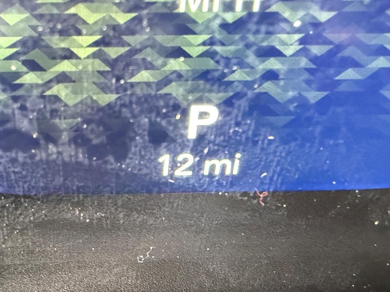 Jeep Wrangler Vehicle Full-screen Gallery Image 32