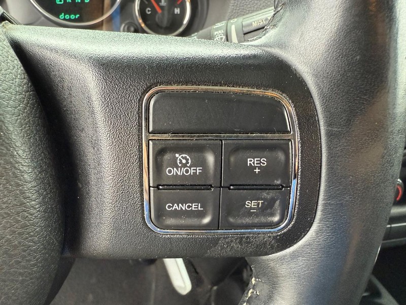 Jeep Wrangler Unlimited Vehicle Full-screen Gallery Image 21