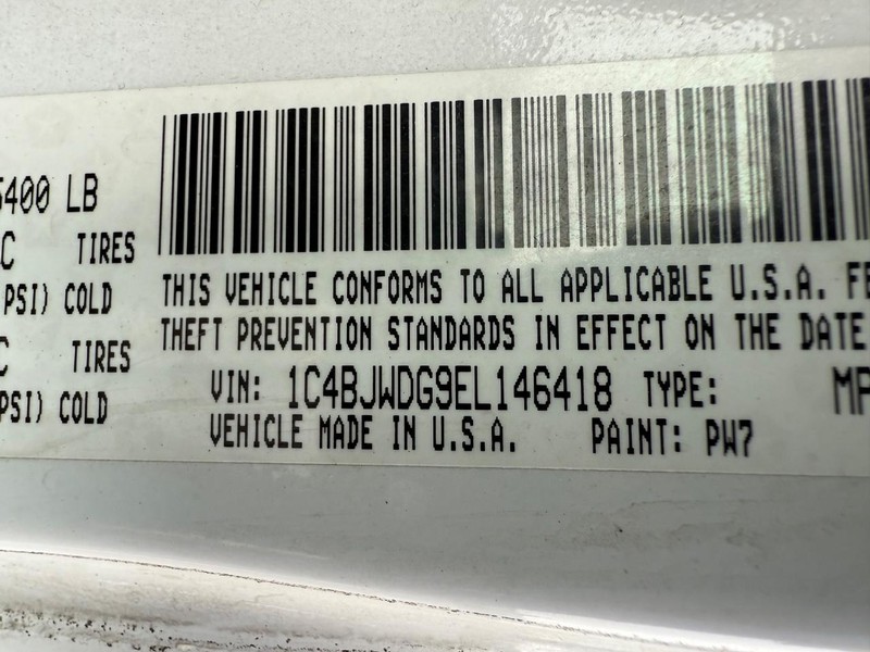 Jeep Wrangler Unlimited Vehicle Full-screen Gallery Image 32