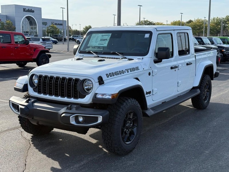 Jeep Gladiator Vehicle Full-screen Gallery Image 8