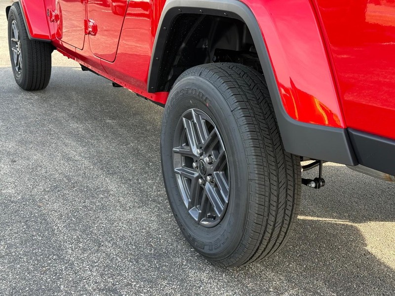 Jeep Gladiator Vehicle Full-screen Gallery Image 6