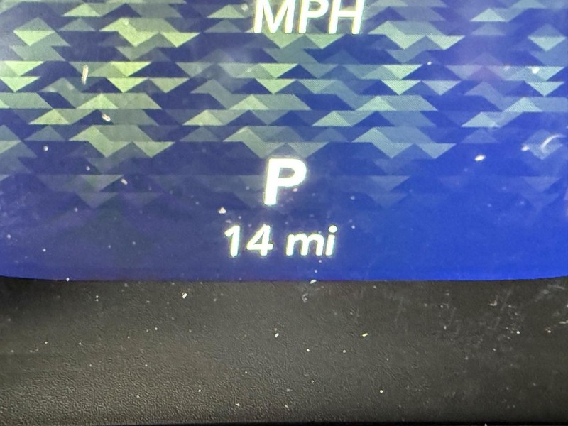 Jeep Wrangler Vehicle Full-screen Gallery Image 32