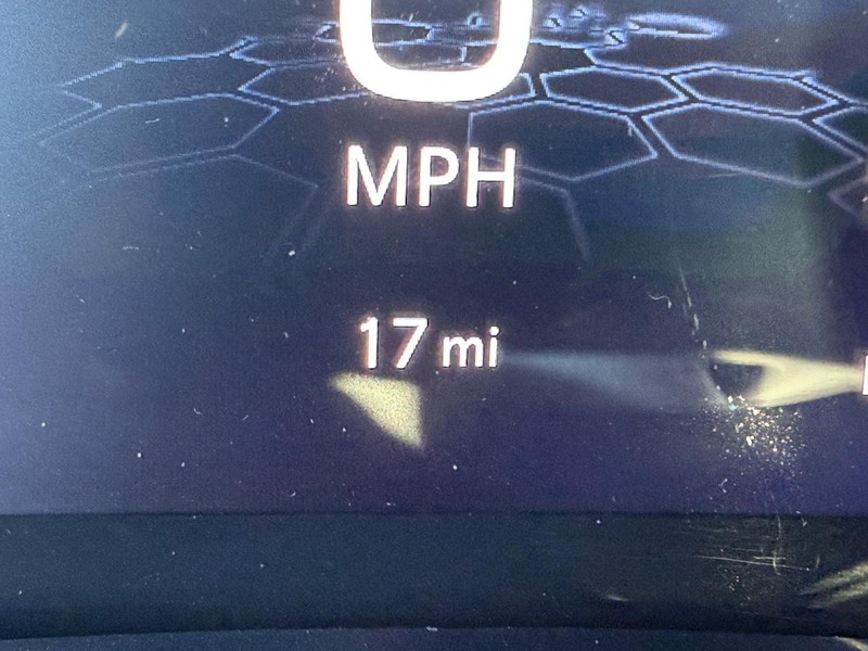 Jeep Compass Vehicle Full-screen Gallery Image 28