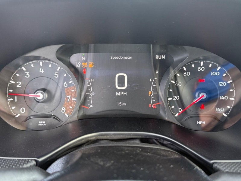 Jeep Compass Vehicle Full-screen Gallery Image 28