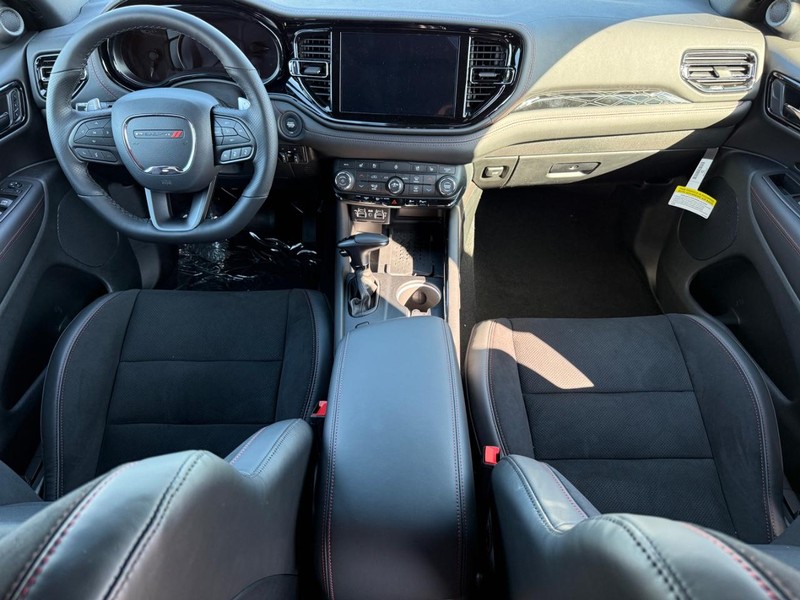 Dodge Durango Vehicle Full-screen Gallery Image 14