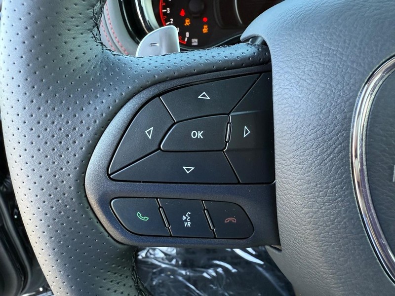 Dodge Durango Vehicle Full-screen Gallery Image 21