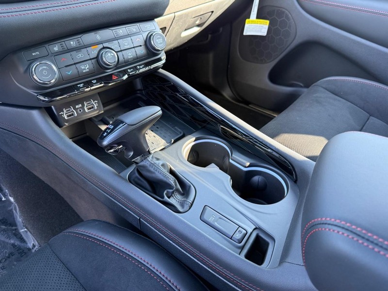 Dodge Durango Vehicle Full-screen Gallery Image 28